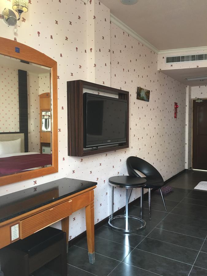Treasure Island Motel - Renwu Kao-siung Exteriér fotografie